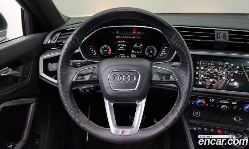Audi Q3 35 TDI Premium Sportback