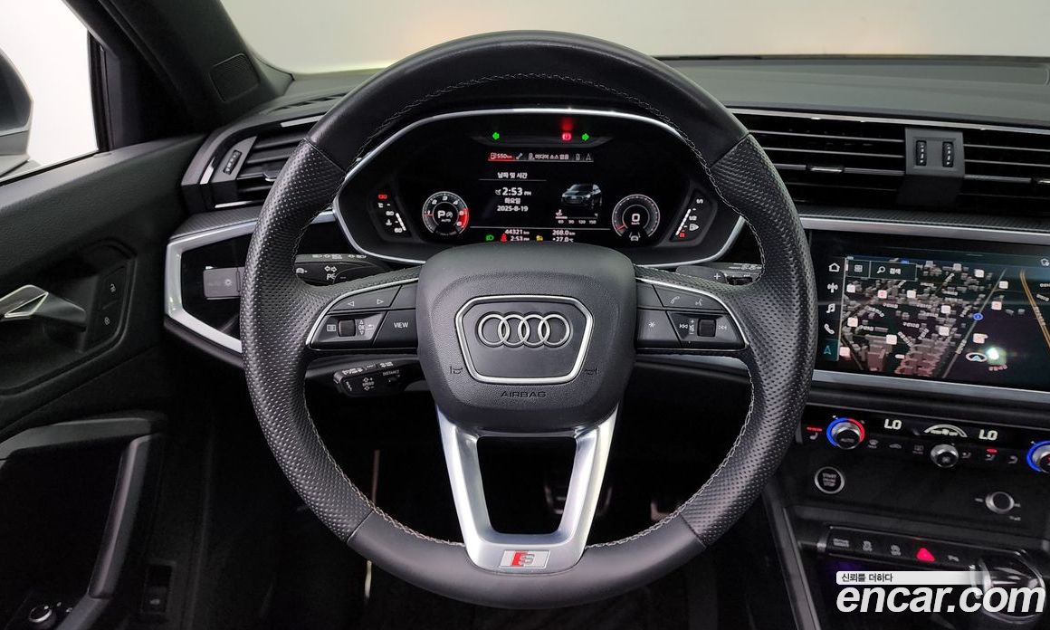 Audi Q3 35 TDI Premium Sportback