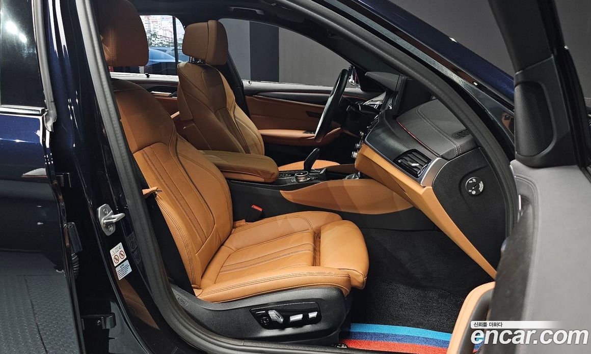 BMW 5-Series i520 M Sport