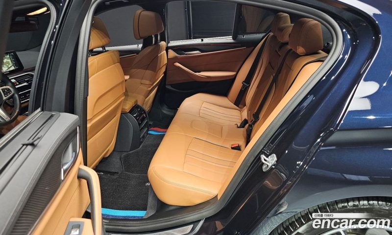 BMW 5-Series i520 M Sport