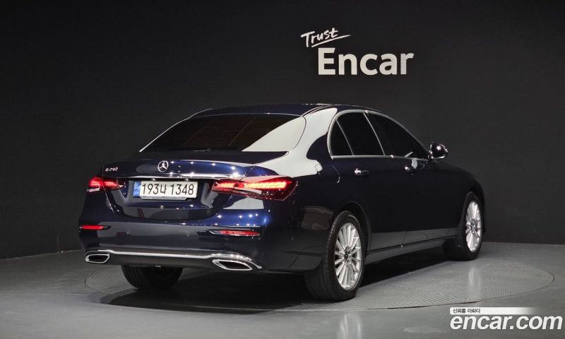 Mercedes Benz E-Class E250 Exclusive