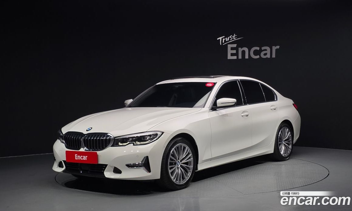 BMW 3-Series i320 Luxury