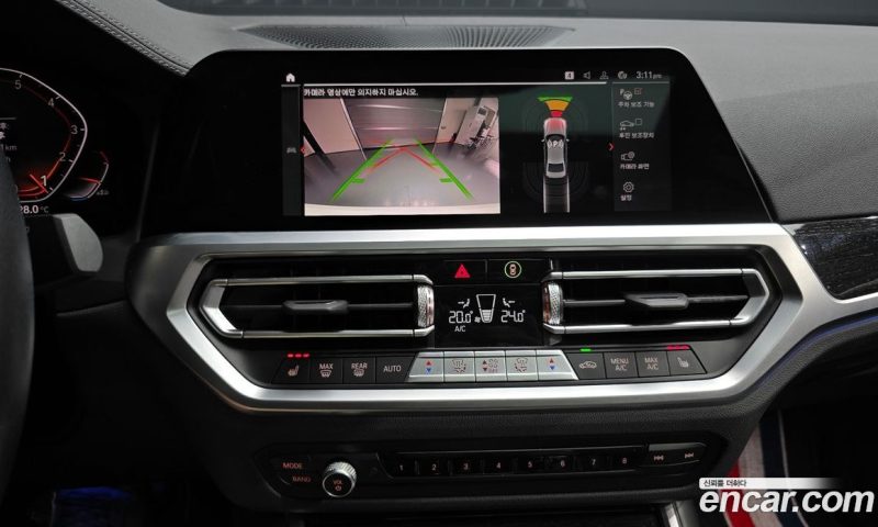 BMW 3-Series i320 Luxury