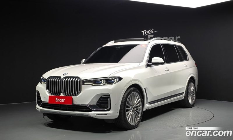 BMW X7 xDrive i40 Design Pure Excellence 6-Seater