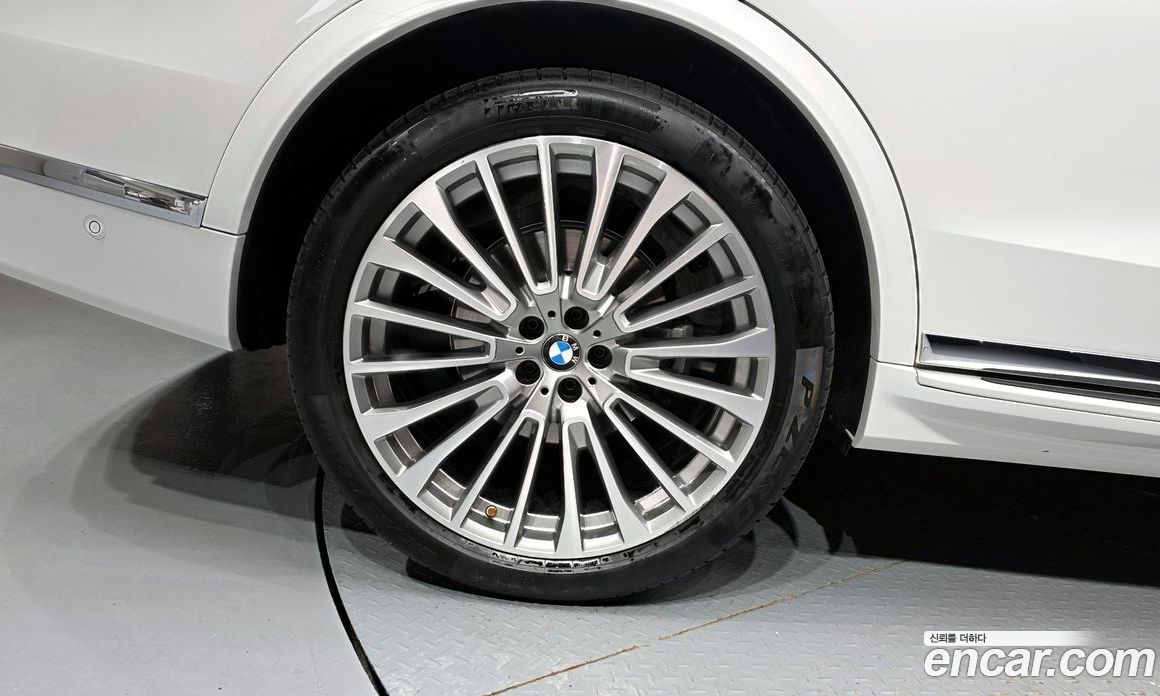 BMW X7 xDrive i40 Design Pure Excellence 6-Seater