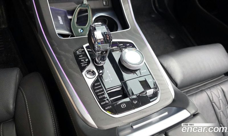 BMW X7 xDrive i40 Design Pure Excellence 6-Seater