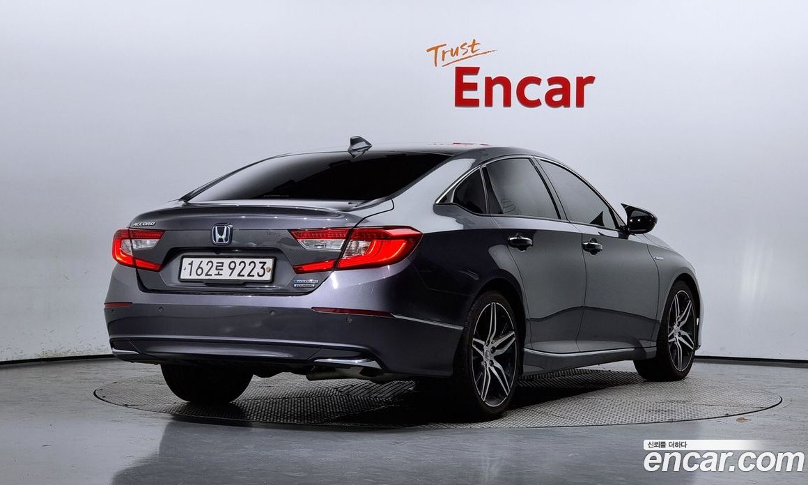Honda Accord 2.0 Hybrid Touring