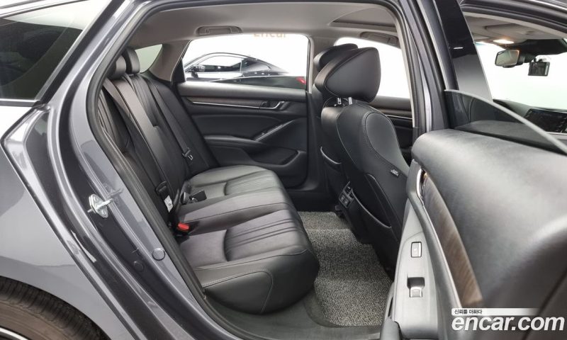 Honda Accord 2.0 Hybrid Touring