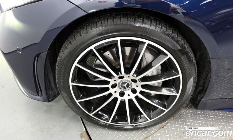 Mercedes Benz CLS-Class CLS450 4MATIC AMG Line