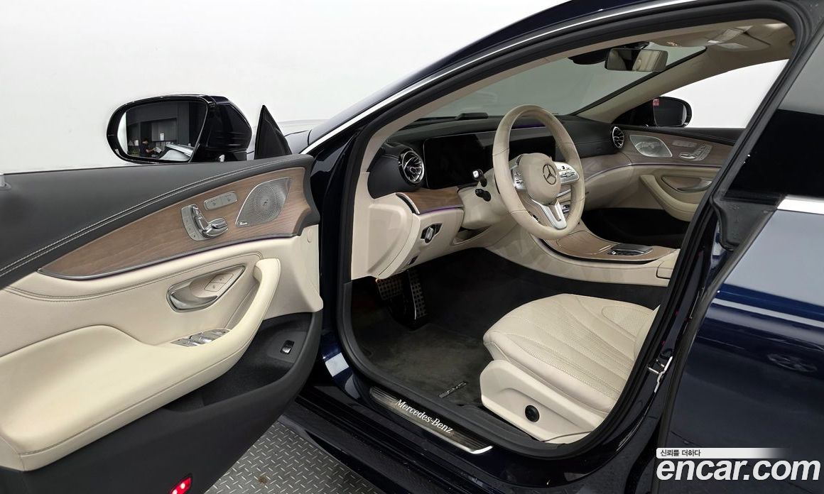 Mercedes Benz CLS-Class CLS450 4MATIC AMG Line