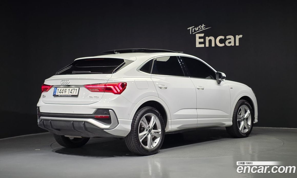 Audi Q3 35 TDI Premium Sportback