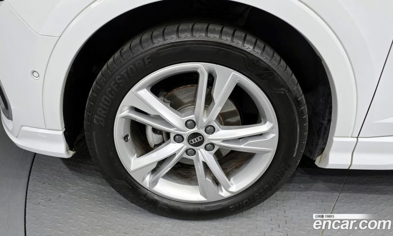 Audi Q3 35 TDI Premium Sportback