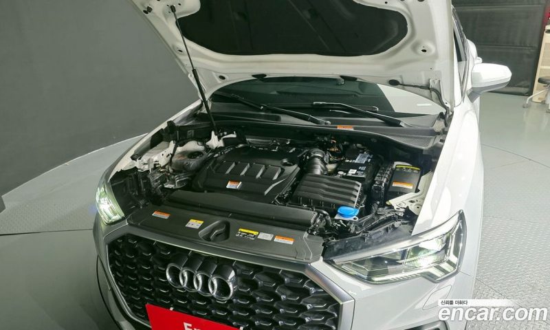 Audi Q3 35 TDI Premium Sportback
