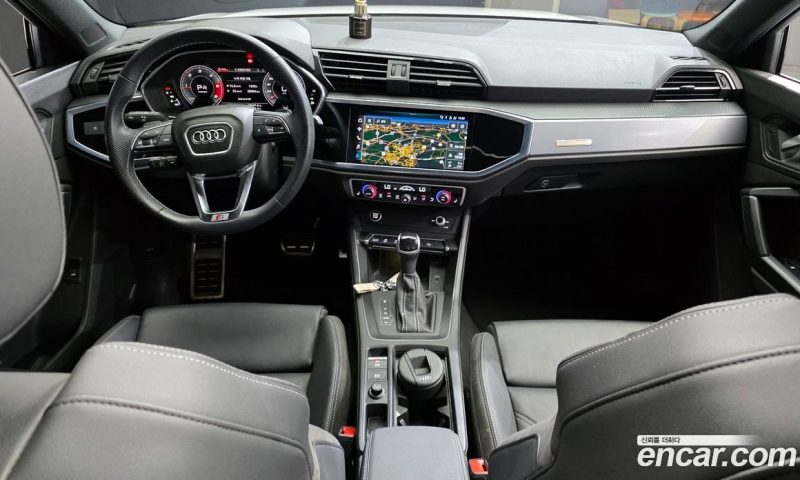 Audi Q3 35 TDI Premium Sportback