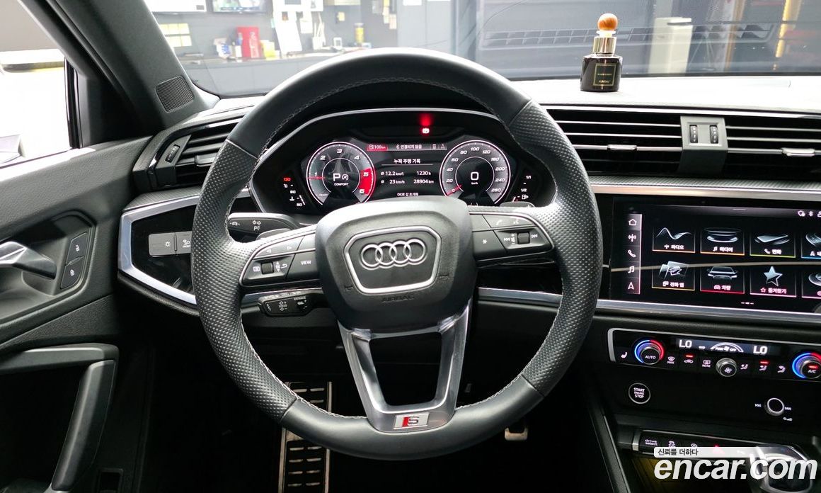 Audi Q3 35 TDI Premium Sportback