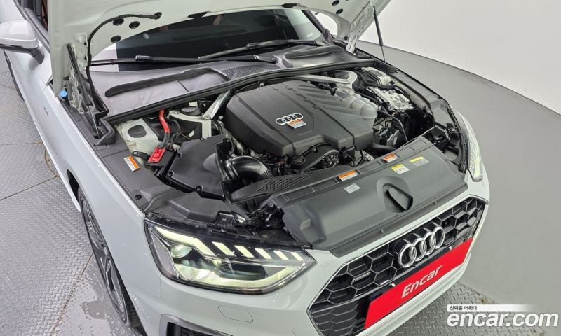Audi A4 45 TFSI Quattro Premium