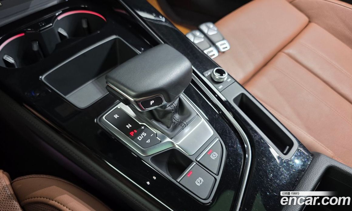 Audi A4 45 TFSI Quattro Premium