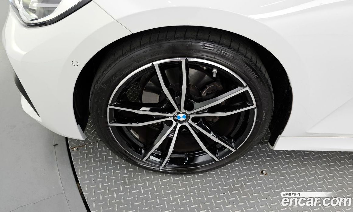 BMW 3-Series i320 M Sport