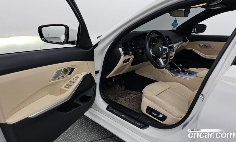 BMW 3-Series i320 M Sport