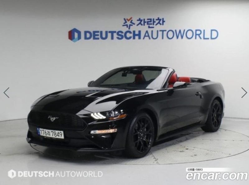 Ford Mustang Convertible