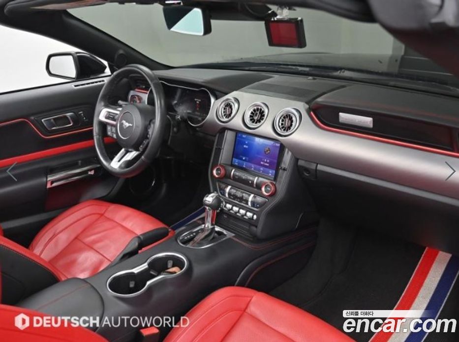 Ford Mustang Convertible