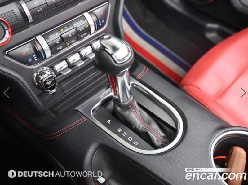 Ford Mustang Convertible