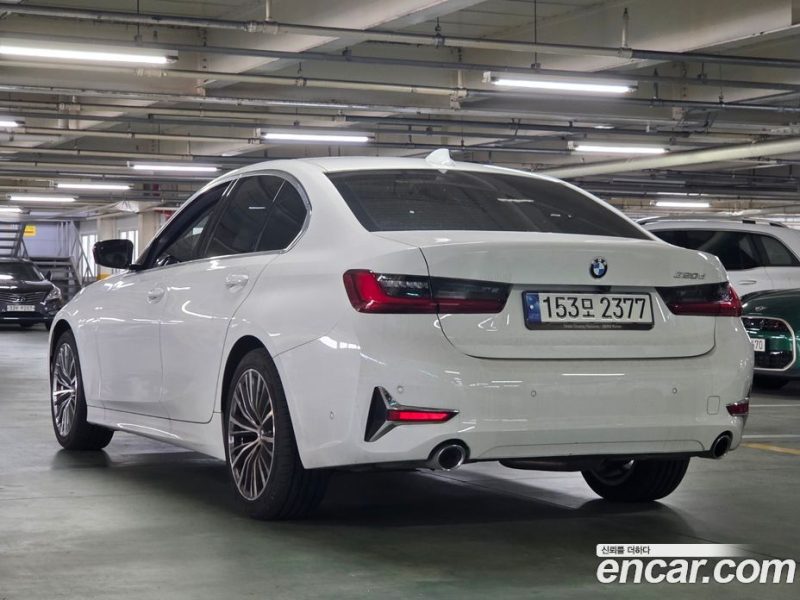 BMW 3-Series 320D Luxury
