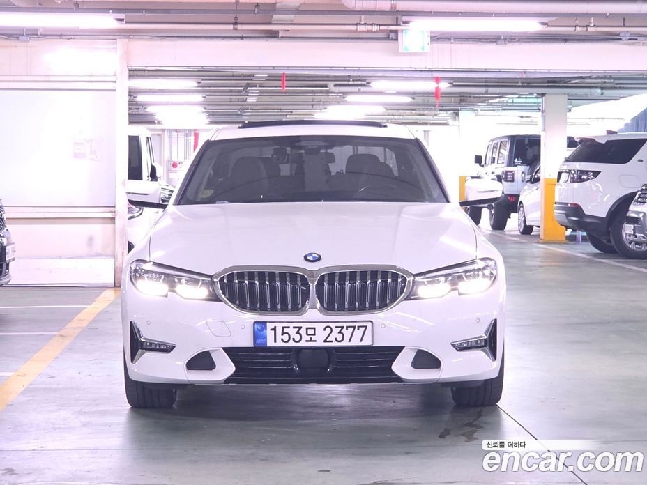 BMW 3-Series 320D Luxury