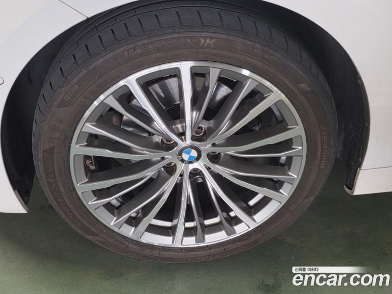 BMW 3-Series 320D Luxury