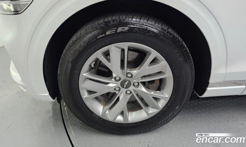 Genesis GV70 2.5T Gasoline 2WD