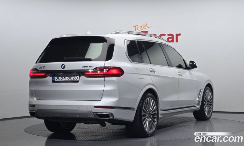 BMW X7 xDrive i40 Design Pure Excellence 7-Seater