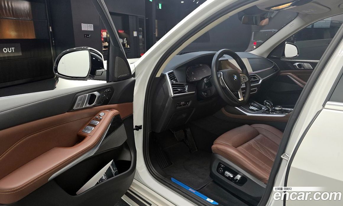 BMW X7 xDrive i40 Design Pure Excellence 7-Seater