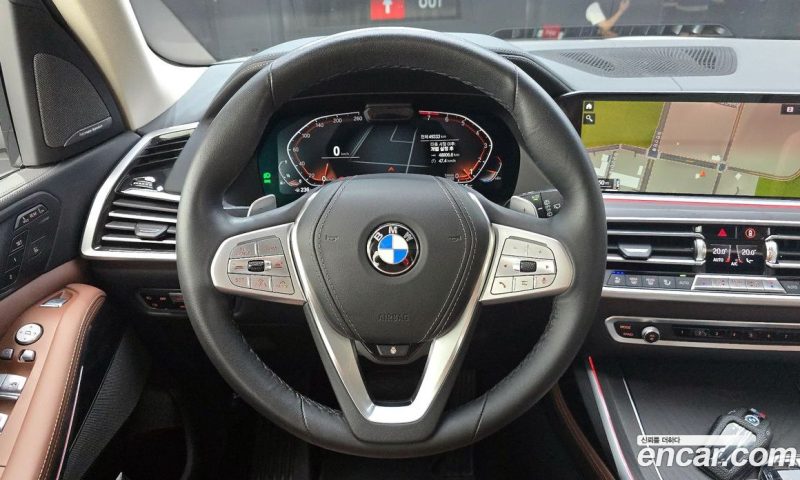 BMW X7 xDrive i40 Design Pure Excellence 7-Seater