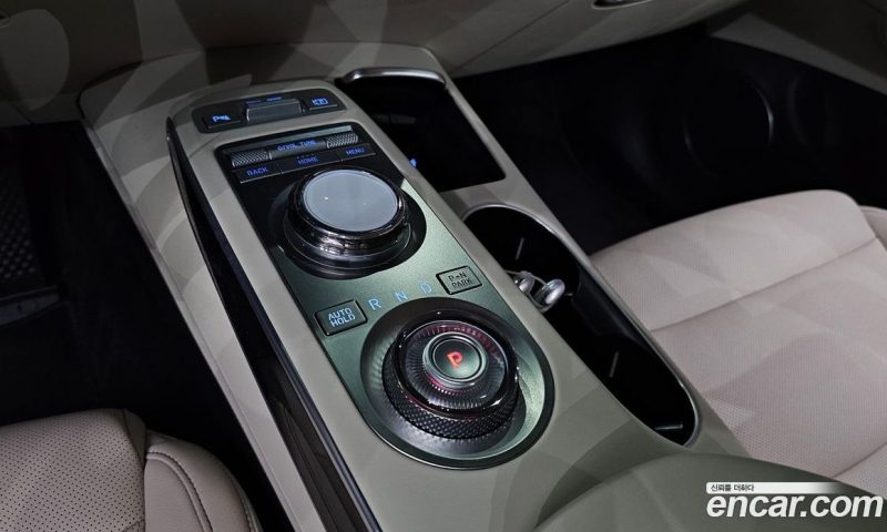 Genesis GV70 2.5T Gasoline 2WD