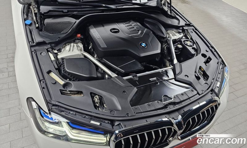 BMW 5-Series i530 xDrive M Sport Package