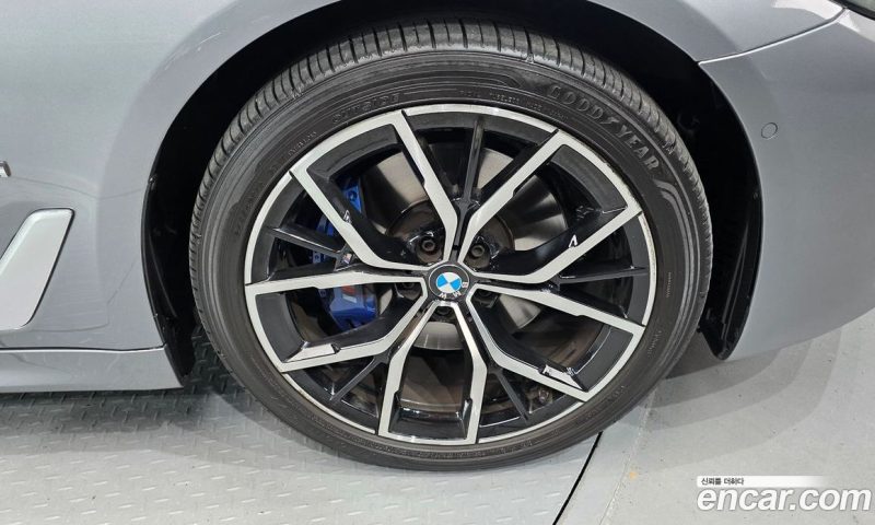 BMW 5-Series i530 xDrive M Sport Package