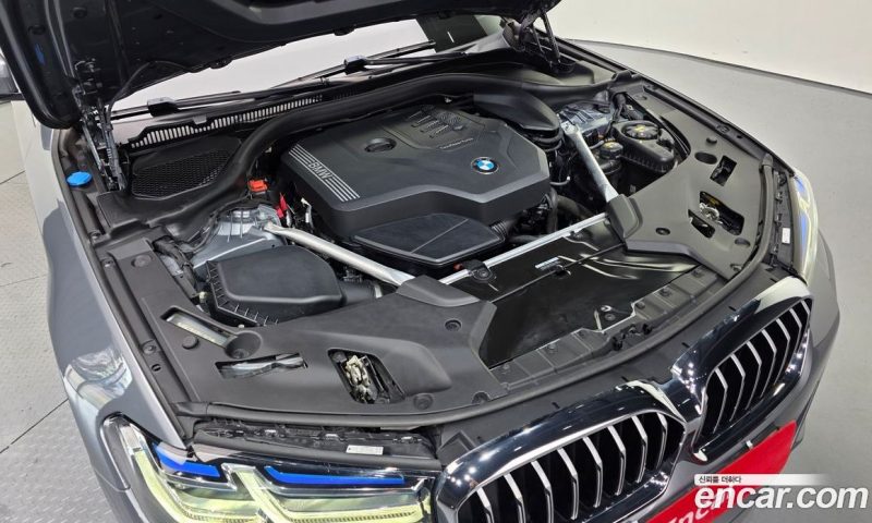 BMW 5-Series i530 xDrive M Sport Package