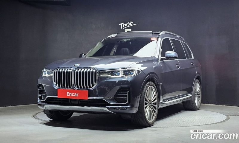 BMW X7 xDrive i40 Design Pure Excellence 7-Seater