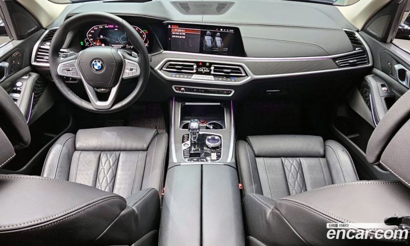 BMW X7 xDrive i40 Design Pure Excellence 7-Seater