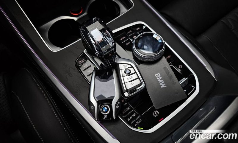 BMW X7 xDrive i40 Design Pure Excellence 7-Seater