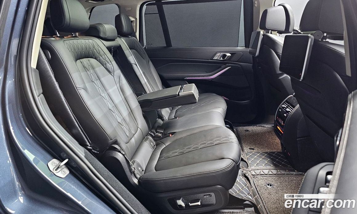 BMW X7 xDrive i40 Design Pure Excellence 7-Seater