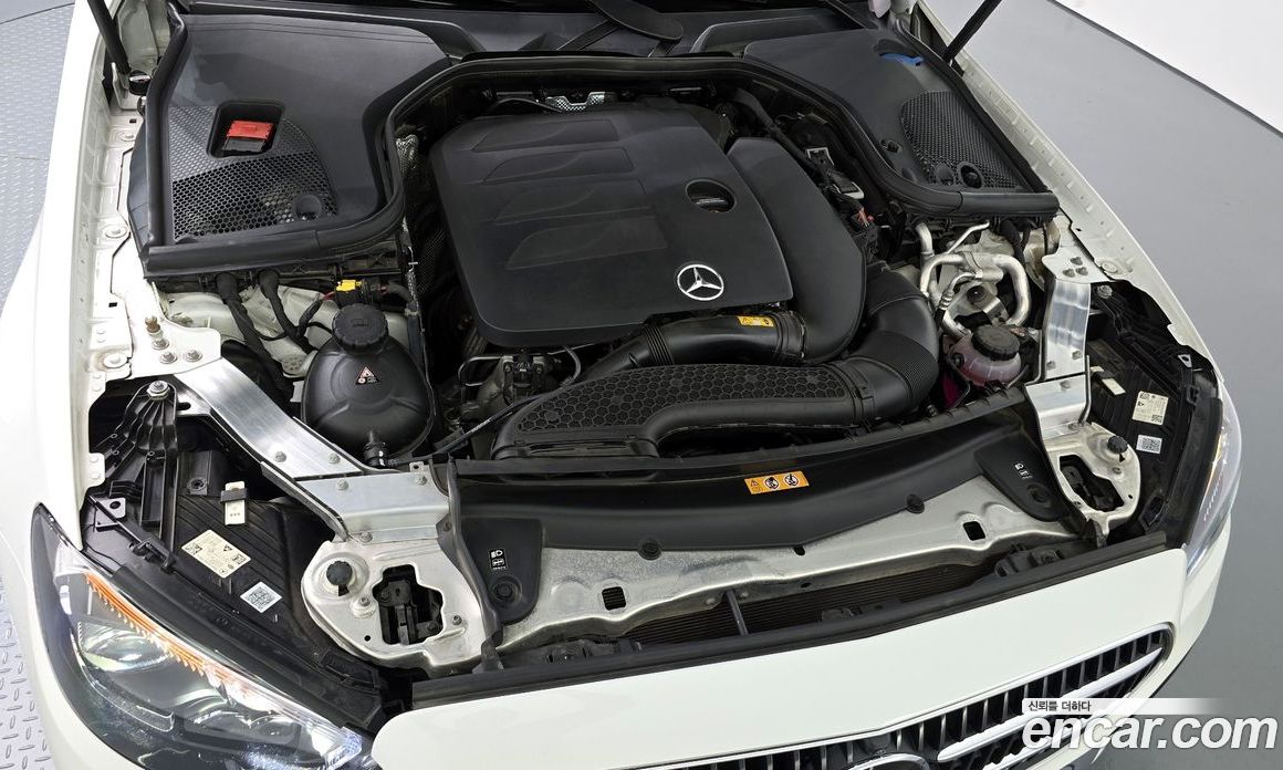 Mercedes Benz E-Class E350 4MATIC Avantgarde