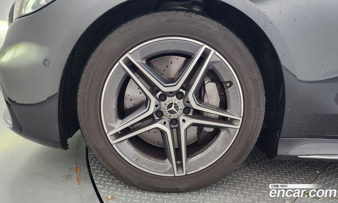 Mercedes Benz S-Class S400 D 4MATIC