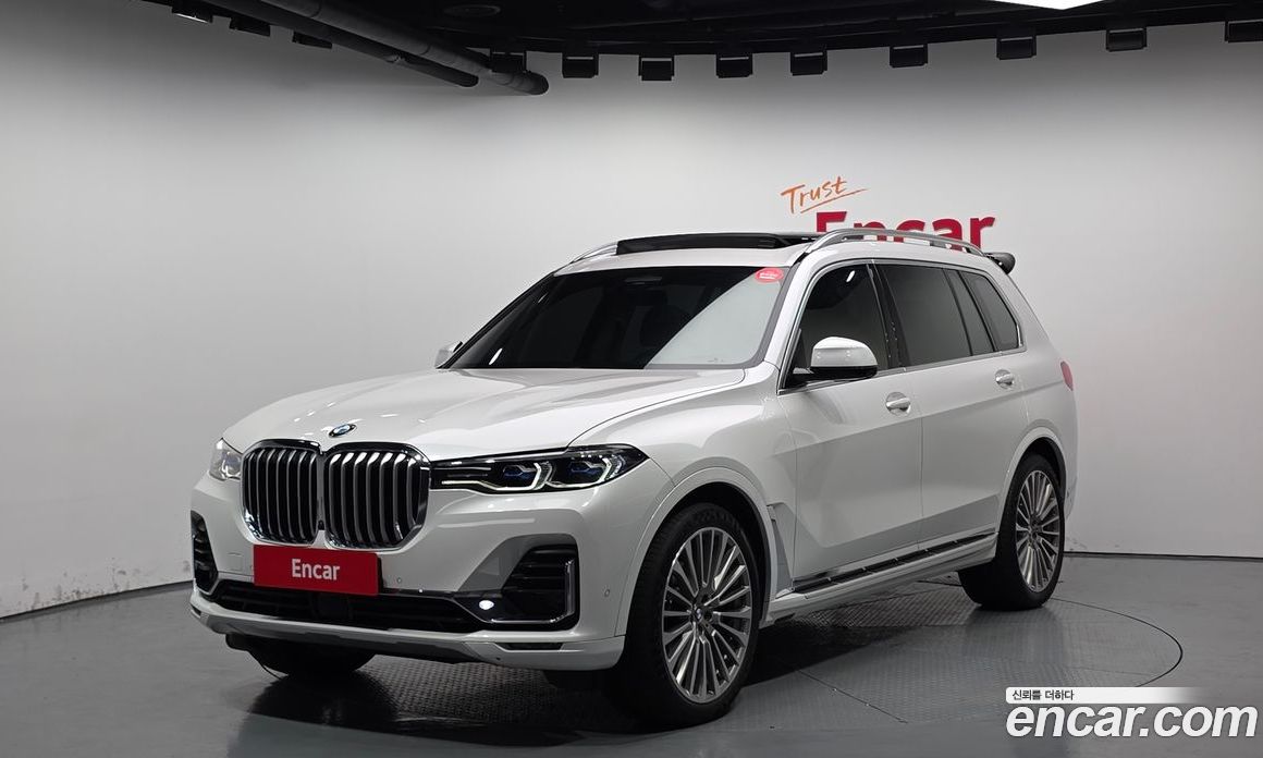 BMW X7 xDrive i40 Design Pure Excellence 7-Seater