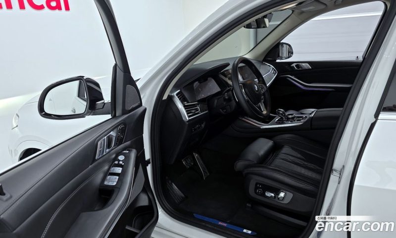 BMW X7 xDrive i40 Design Pure Excellence 7-Seater