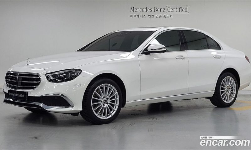 Mercedes Benz E-Class E220d 4MATIC Exclusive