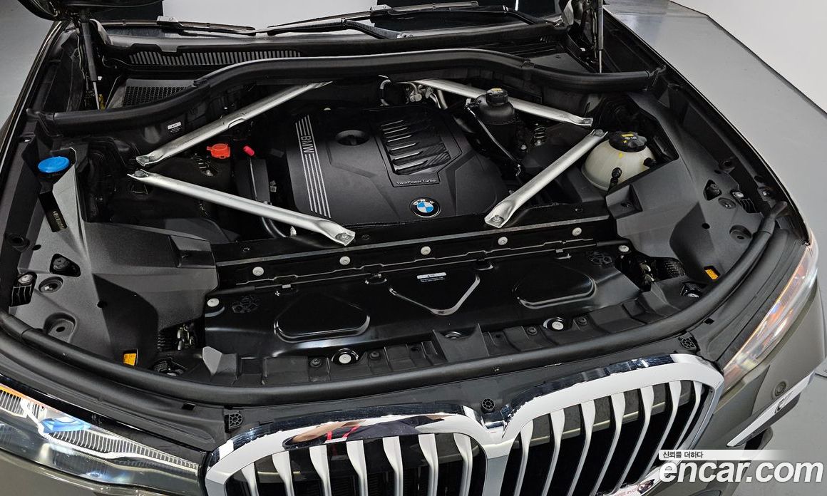 BMW X7 xDrive i40 M Sport 6STR