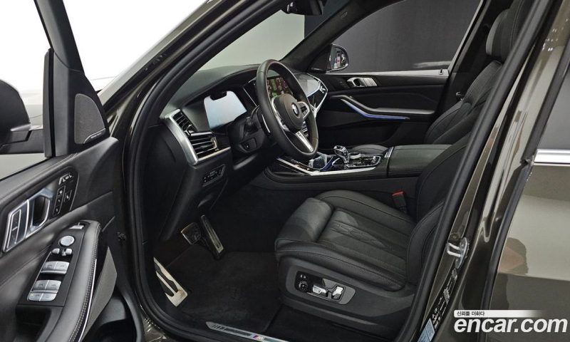 BMW X7 xDrive i40 M Sport 6STR