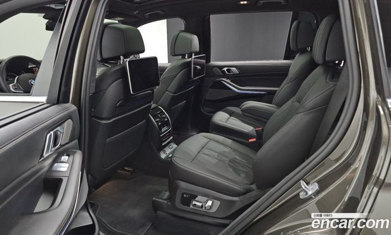 BMW X7 xDrive i40 M Sport 6STR