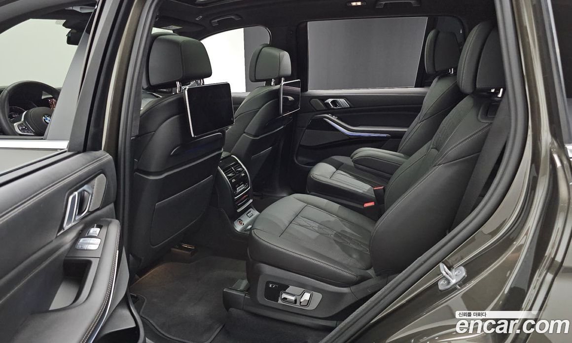 BMW X7 xDrive i40 M Sport 6STR